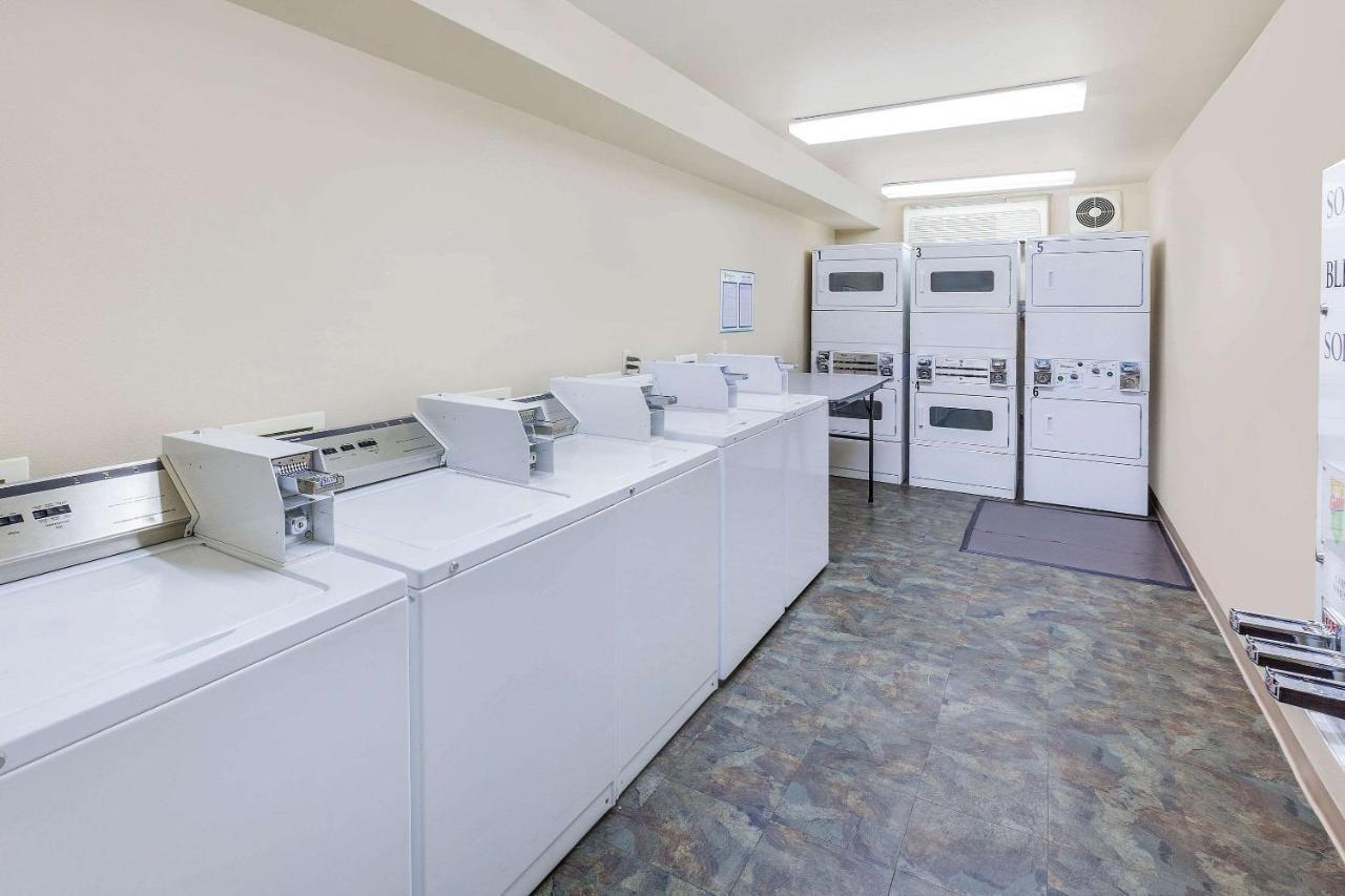 Woodspring Suites Ankeny Des Moines Екстер'єр фото