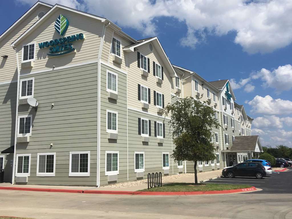 Woodspring Suites Ankeny Des Moines Екстер'єр фото