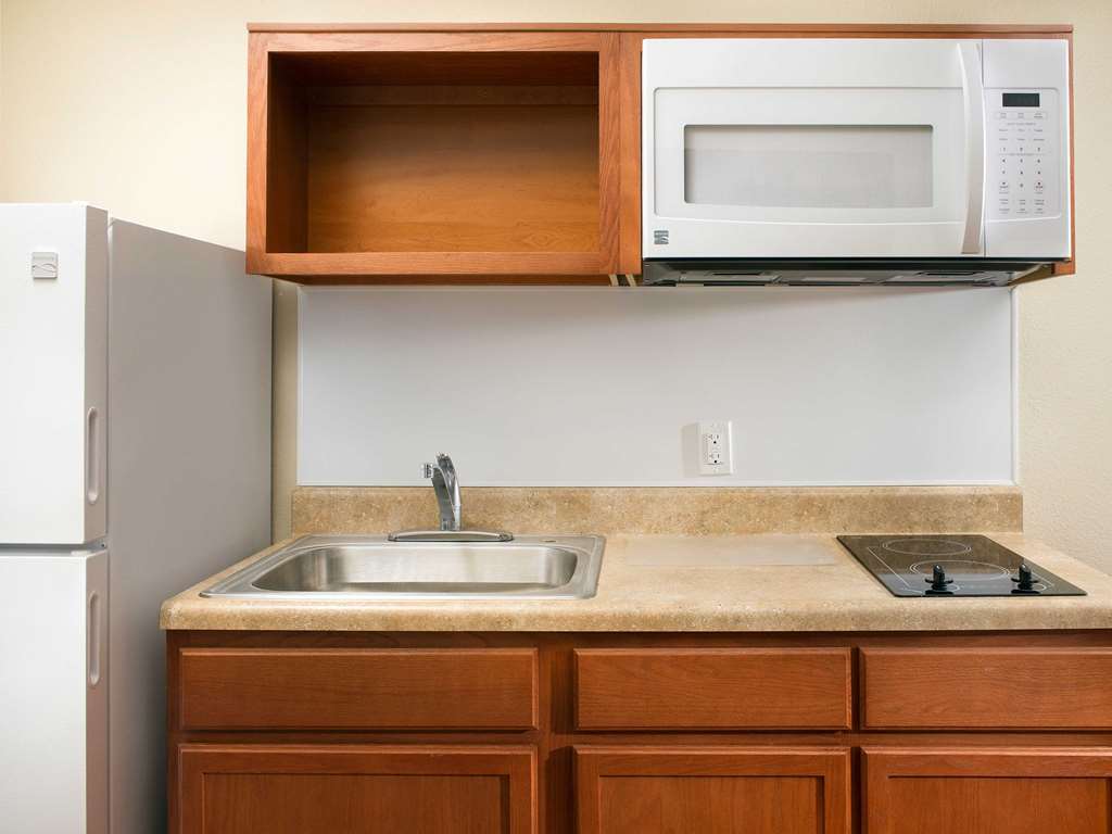 Woodspring Suites Ankeny Des Moines Номер фото